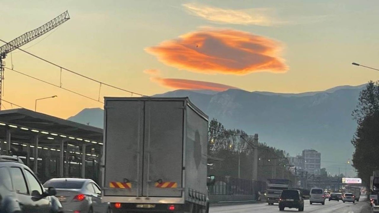 uludağın Üzerinde mercek bulutu
