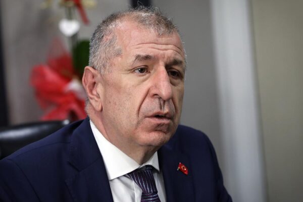 Ümit Özdağ Bomba İddia Ortaya Attı! FETÖ, AK Parti ile Anlaştı Mı?