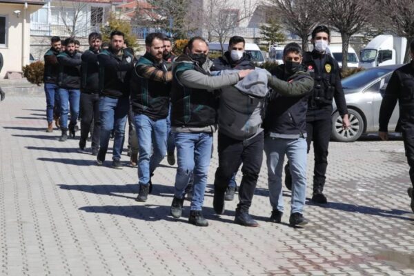 Uyuşturucu Operasyonu: 9 Kişi Gözaltına Alındı