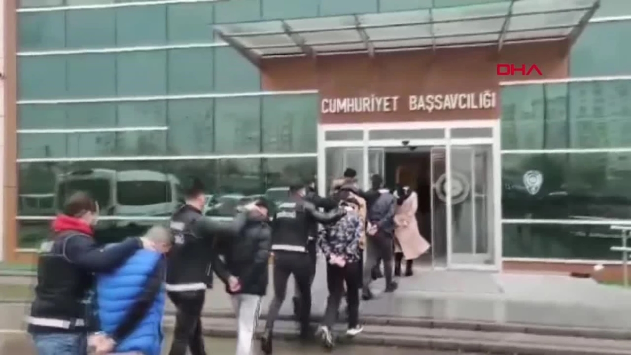uyuşturucu ticareti yapan 8 kişi yakalandı