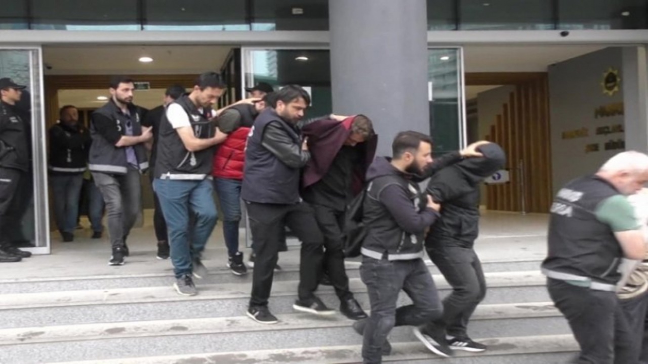 uyuşturucu ticaretine darbe vuruldu 13 zanlı gözaltında