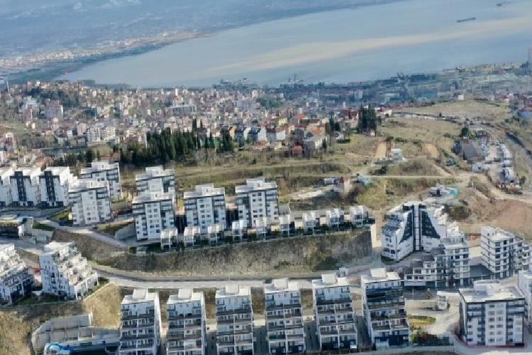 vadi İzmitte 8 taşınmaz satışa çıkıyor