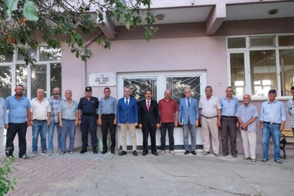 Vali Ekinci Köy Ziyaretlerini Sürdürdü