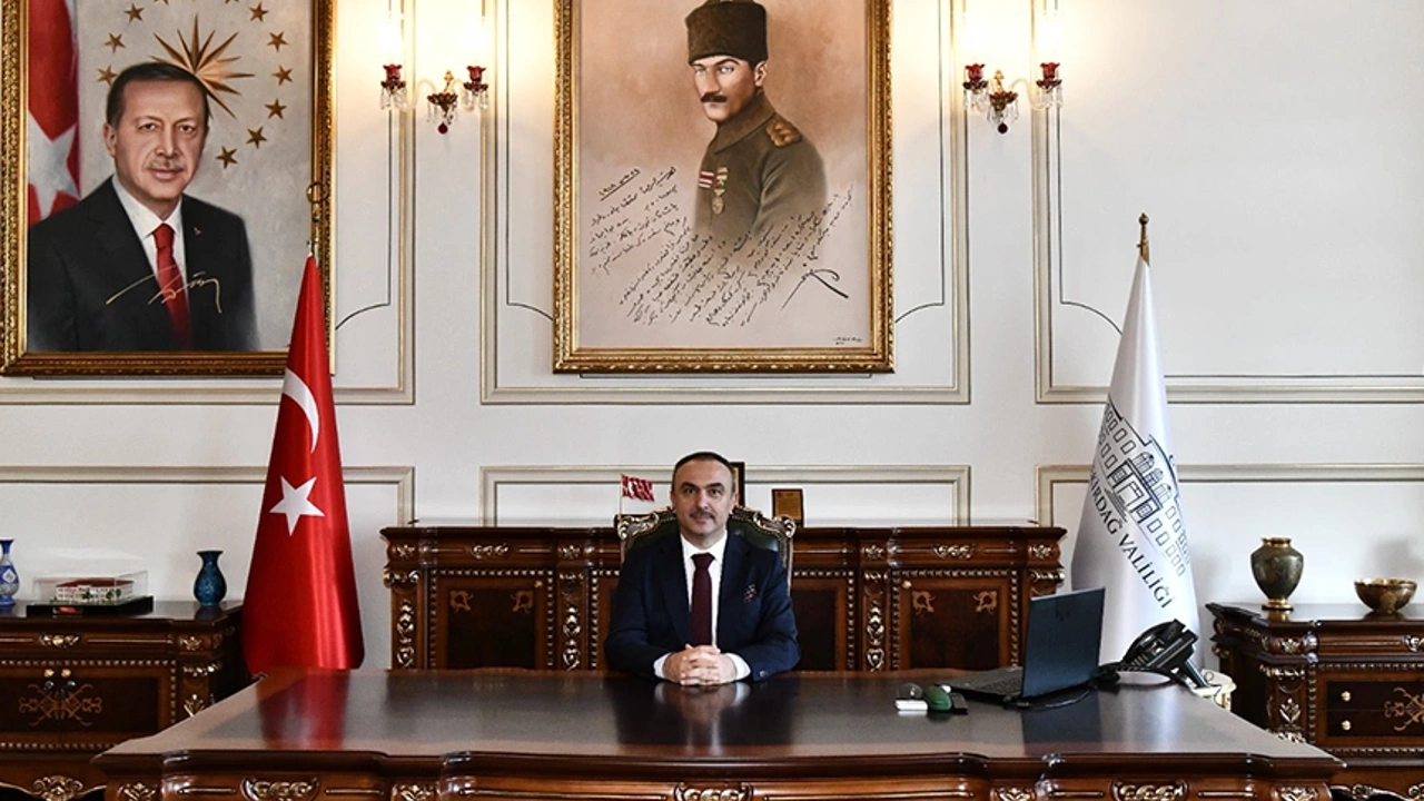 vali recep soytürkden mesaj 95 yıl dönümü kutlu olsun