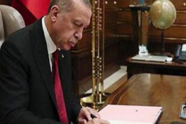 valiler değişti