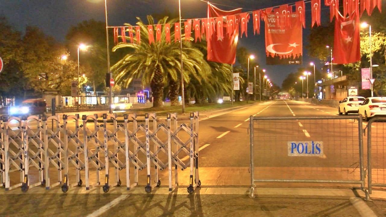 vatan caddesi ve bağlantı yolları cumhuriyetin 100 yılı İçin kapatıldı