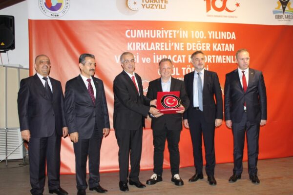 Vergi Rekortmenleri Ödüllendirildi