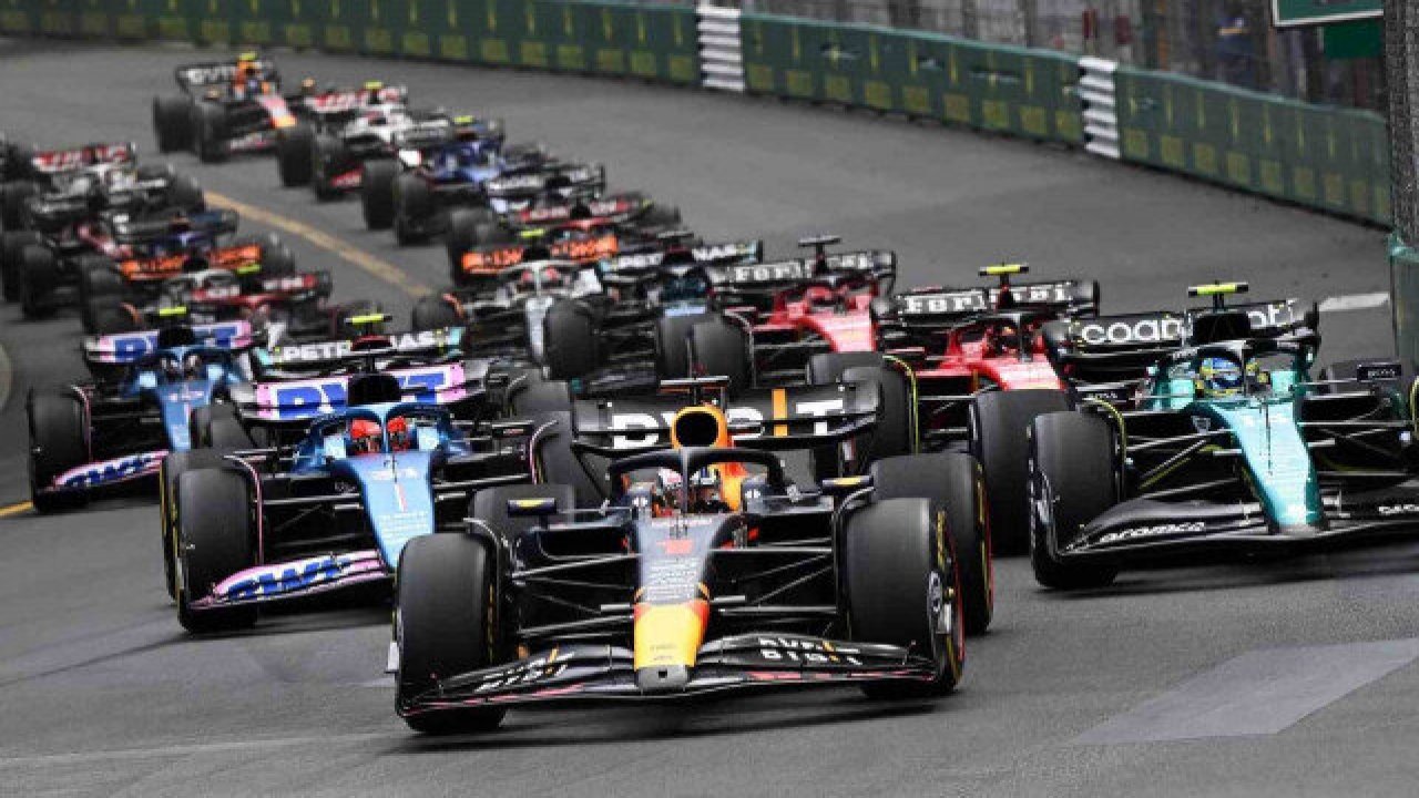 verstappen Şampiyonluk İçin piste Çıkıyor
