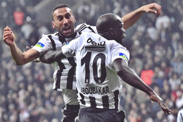Vincent Aboubakar İle Cenk Tosun Sakatlandı