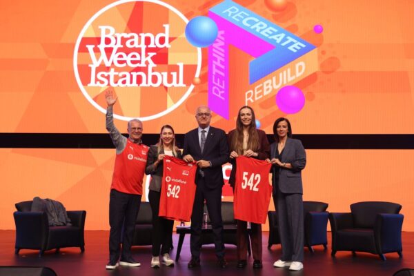 Vodafone, Voleyboldaki Yeni Sponsorluğunu Tanıttı