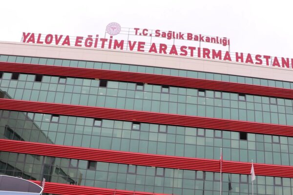 Yalova Eğitim Ve Araştırma Hastanesinde Kalp Hastalarına Şifa Dağıtılıyor