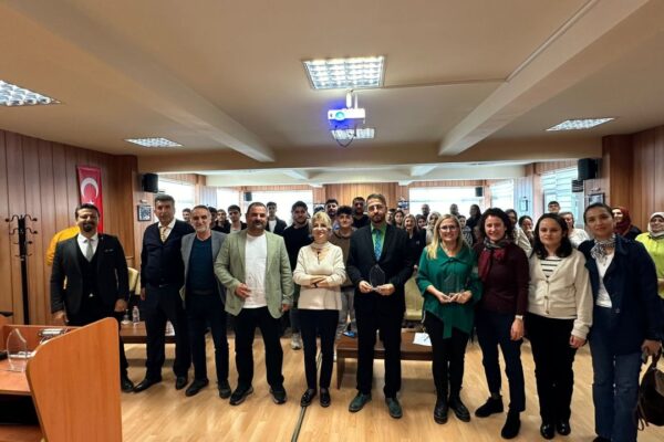 Yalova Üniversitesi Sektör ve Akademi El Ele Semineri