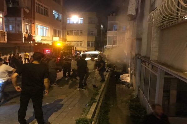 Yangın Çıkan Daire Ağır Hasar Alarak Kullanılmaz Hale Geldi