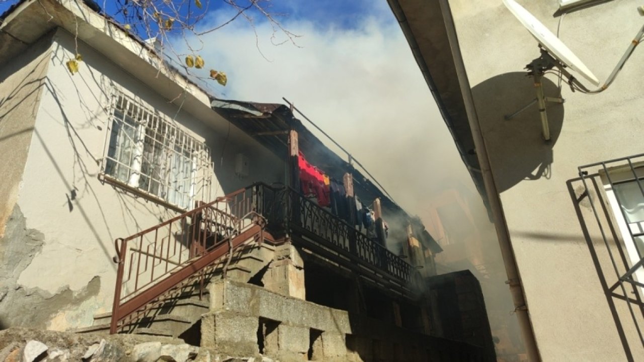 yangın Çıkan evdeki kadın İle 5 Çocuğunu komşuları kurtardı