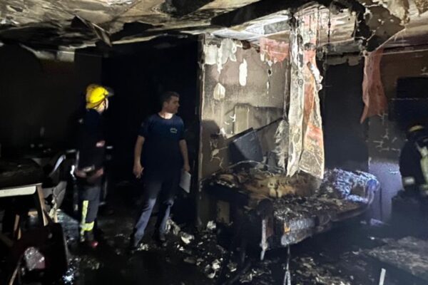 Yangın Çınarcık’ta Dubleks Daireyi Kül Etti