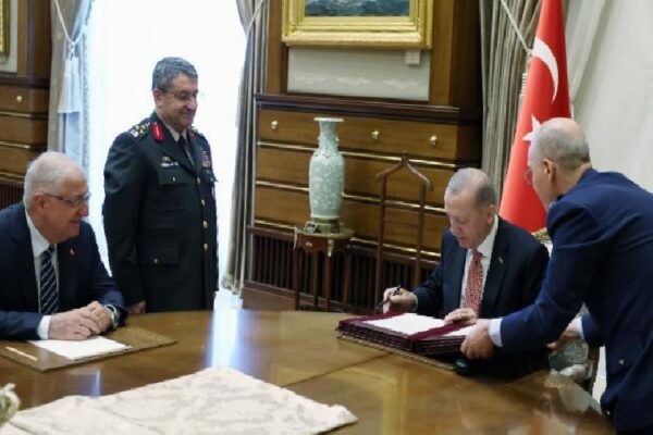 YAŞ kararları ‘Resmi’leşti!