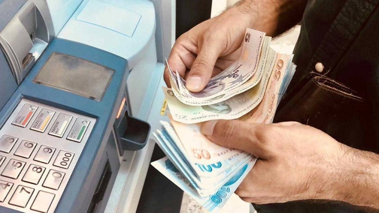 yeni yıl İçin zam tahminleri değişti meslek meslek yeni maaşlar