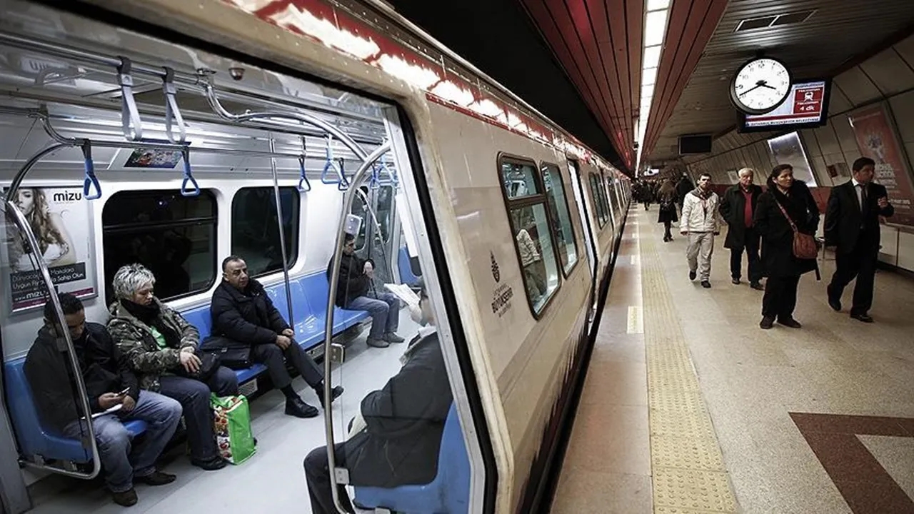 yılbaşı için metro İstanbuldan geniş mesai