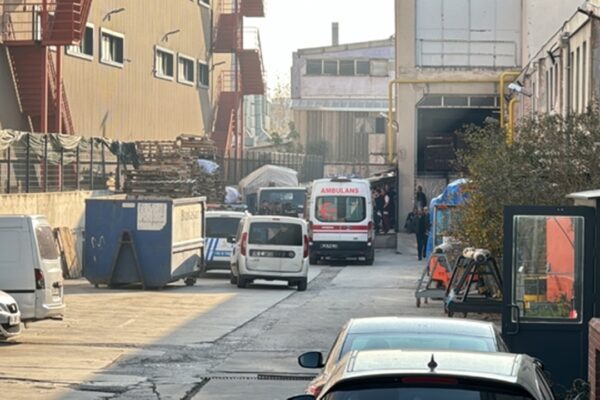 Yük Asansörü İle Duvar Arasında Sıkışan İşçi Hayatını Kaybetti