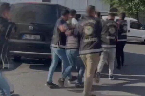 Yunanistan’da 6 Kişinin Öldürüldüğü Saldırıya Karşı 10 Şüpheli Gözaltında