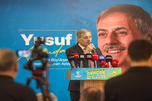 Sakarya Büyükşehir Belediye Başkan Adayı Alemdar Basın Mensuplarıyla Buluştu