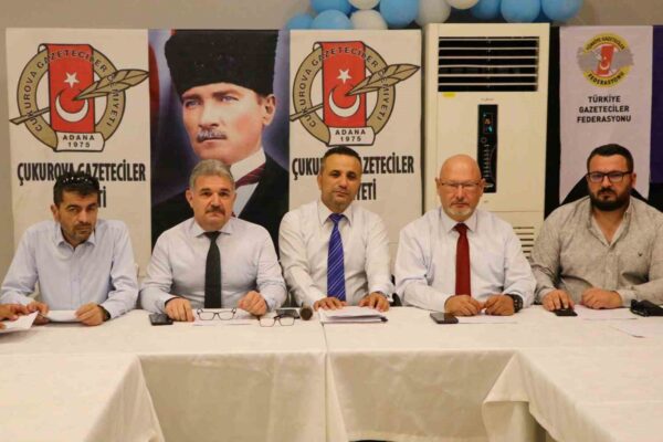 Zafer Partisi Adana İl Yönetimi 87 Üyesiyle Birlikte Partiden İstifa Etti