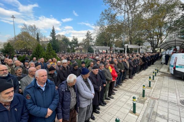 Zafer Partisi Genel Sekreteri Polat’ın Annesinin Cenazesi Toprağa Verildi