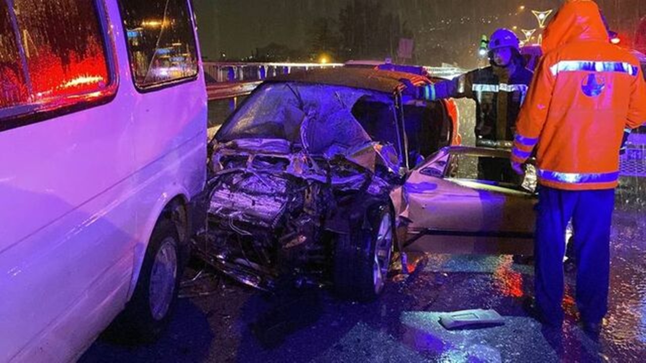zincirleme trafik kazası bir Ölü beş yaralı