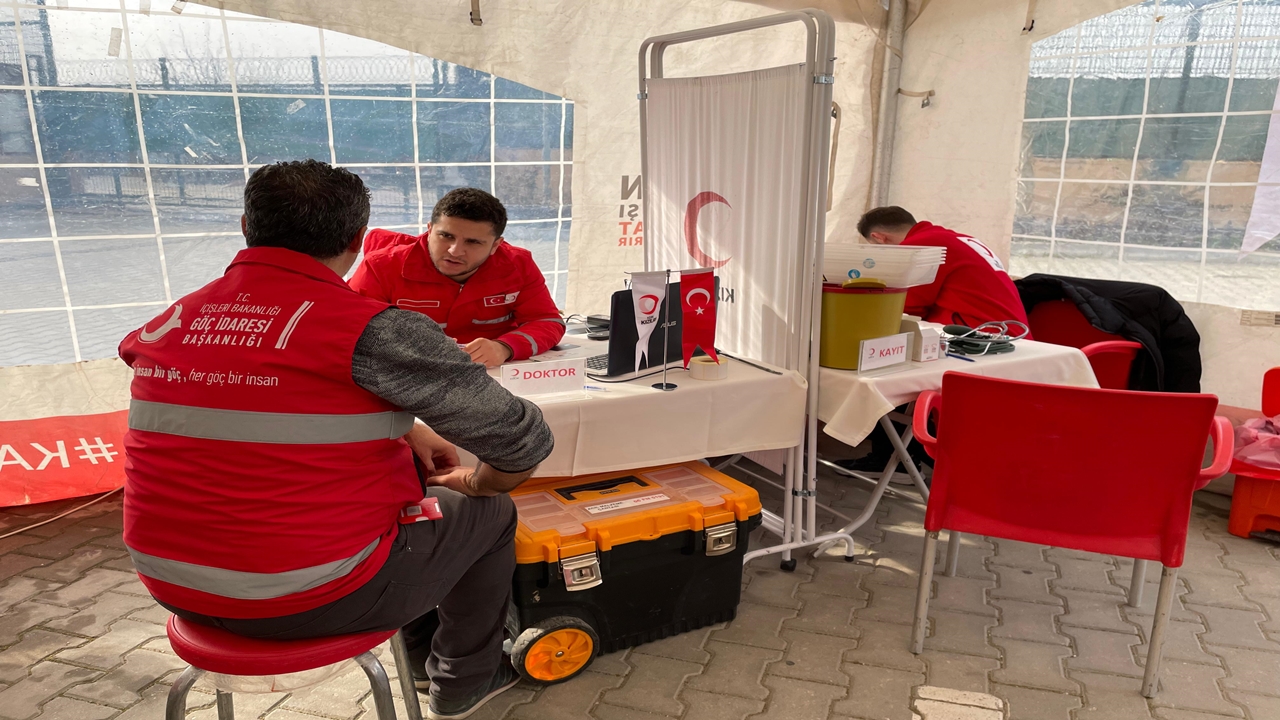 İl Göç İdaresi Müdürlüğü Personeli Kan Bağışı yaptı