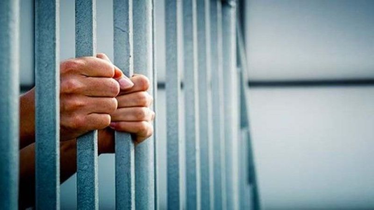 Kocaeli’de Cezaevindeki Hükümlüye Uyuşturucu Götüren Avukata 15 Yıl Hapis Cezası Verildi