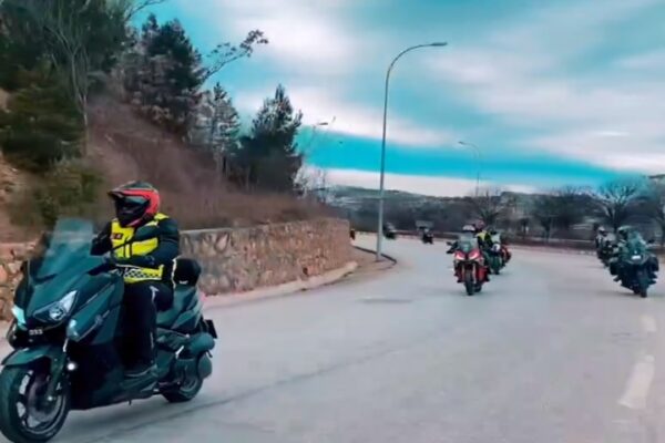 Bilecik Valisi Ertuğrul Gazi Türbesi’ni Ziyaret İçin Oluşturulan Motosiklet Konvoyuna Katıldı