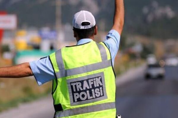 “Dur” İhtarına Uymayan Araç Terk Edilmiş Halde Bulundu