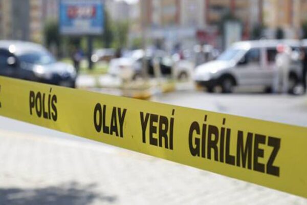 Eyüpsultan’da Otomobilin Yaşlı Kadına Çarpması Kameraya Yansıdı
