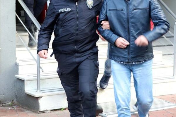 Balıkesir’de Sahte Kiralık Daire İlanlarıyla Dolandırıcılık Yapan Firari Hükümlü Yakalandı