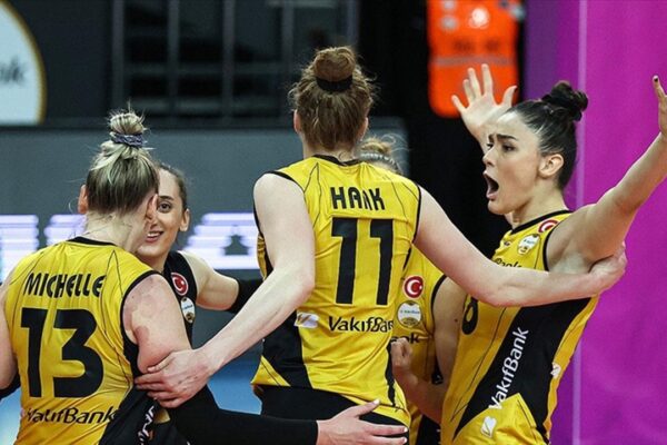 Vakıfbank Sarıyer Belediyespor’u 3-0 Mağlup Etti