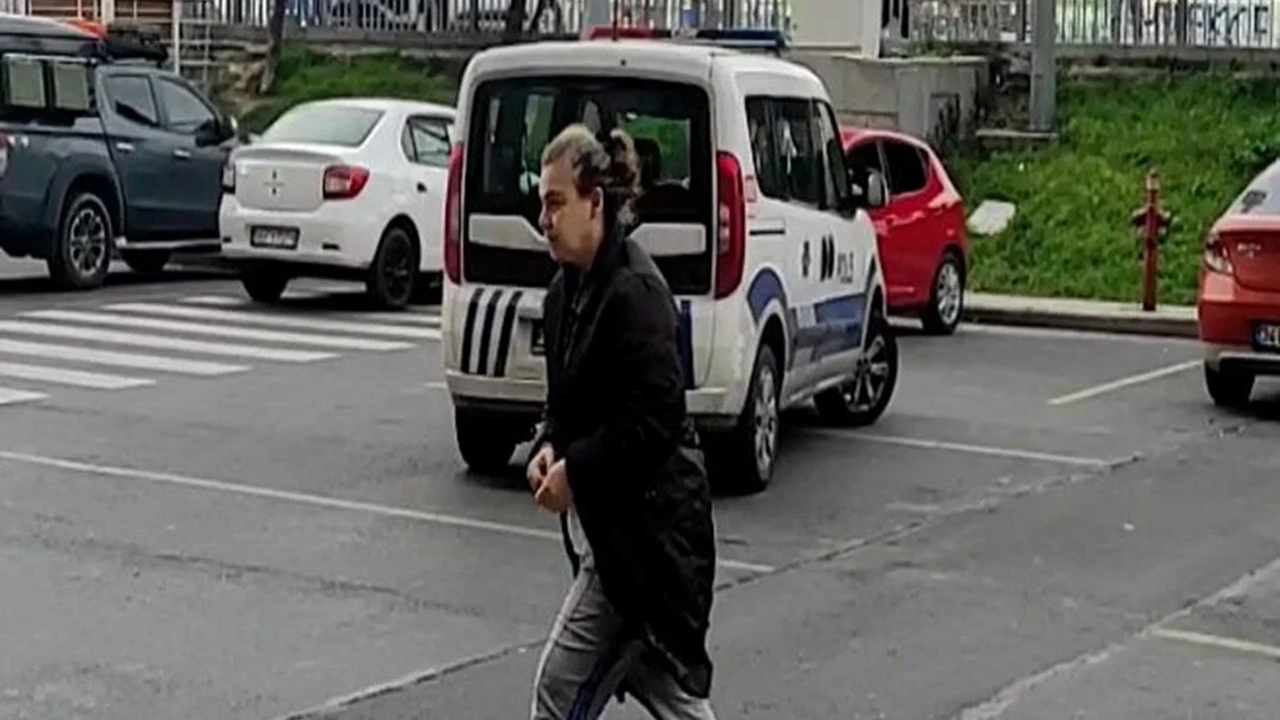 yenidogan-bebegini-cop-kutusuna-birakti-1