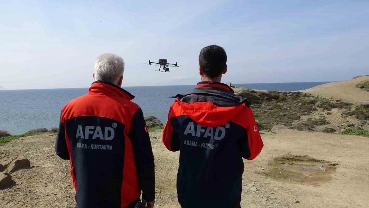 Çanakkale’de Batan Bottaki Kayıp Düzensiz Göçmenleri Arama Çalışmaları Sürüyor