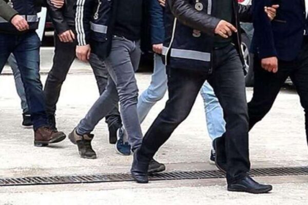Balıkesir’de Asayiş Uygulamasında Aranan 7 Kişi Yakalandı