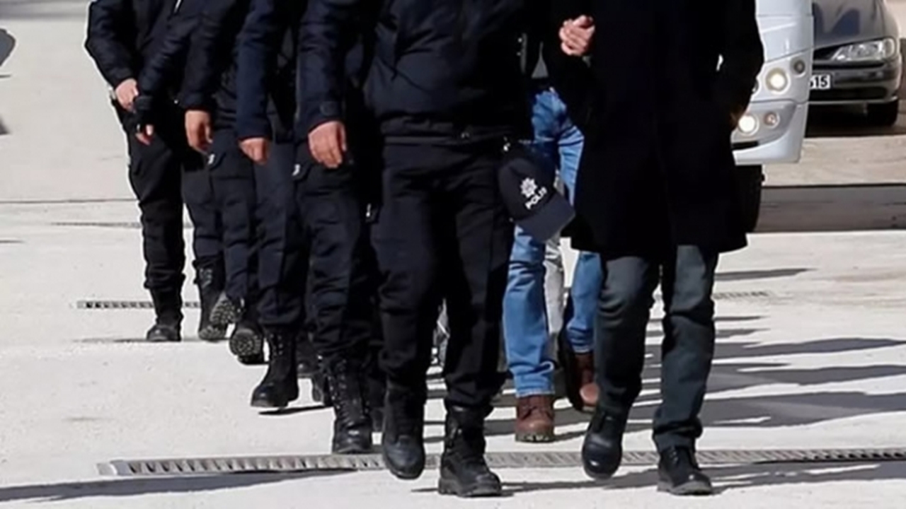 Balıkesir’de Uyuşturucu Operasyonlarında Yakalanan 10 Zanlı Tutuklandı