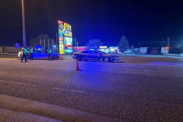 Otomobil ve Motosiklet Çarpıştı: 1 Kişi Yaralandı