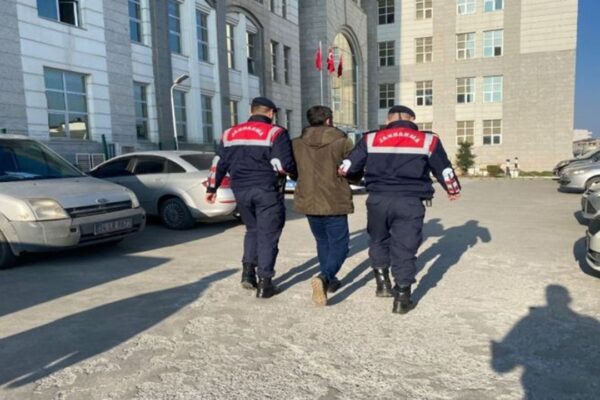 Kocaeli’de Uyuşturucu Ticaretinden Aranan Firari Hükümlü Yakalandı