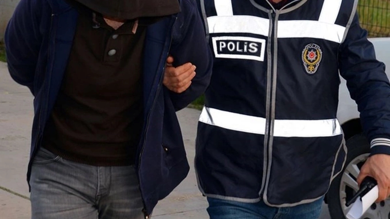 Edirne’de Uyuşturucu İle Yakalanan 4 Şüpheli Gözaltına Alındı