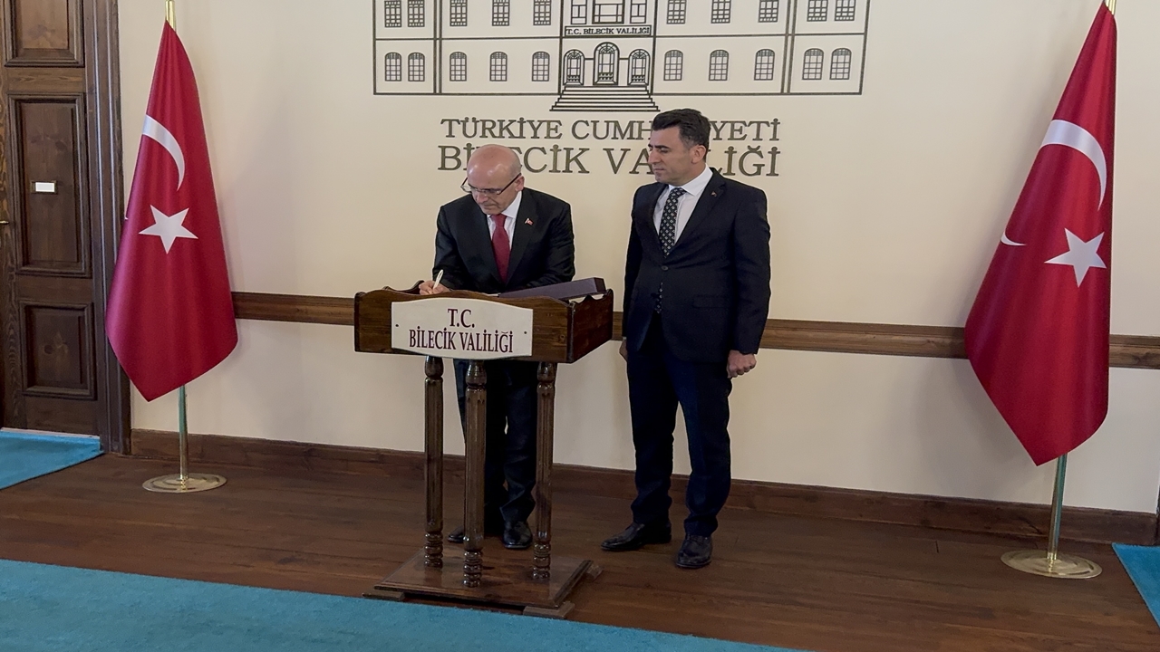hazine ve maliye bakanı Şimşek bilecikte ziyaretlerde bulundu