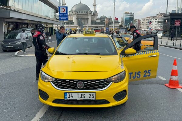 İstanbul’da Polisten Huzur Uygulaması