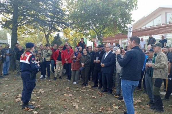 Edirne’de Jandarma Ekipleri Bilgilendirme Çalışmalarını Sürdürüyor