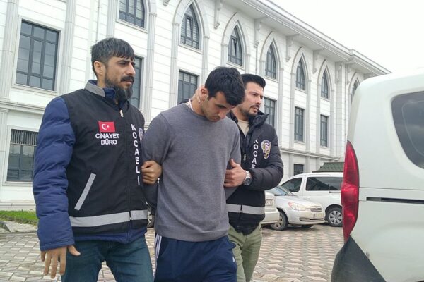 Kocaeli’de Eski Kız Arkadaşını Öldüren Zanlı Yakalandı