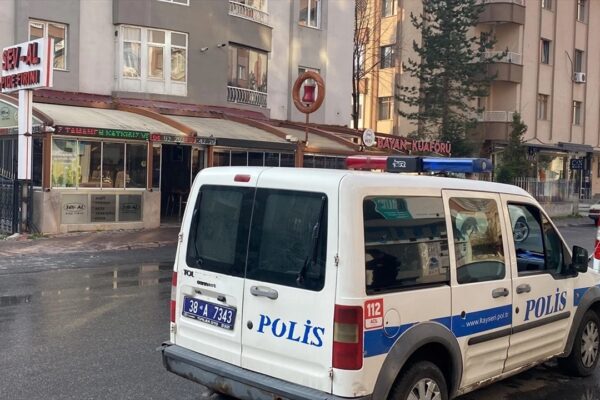Fırında Çıkan Silahlı Kavgada 1 Kişi Öldü 1 Kişi Yaralandı