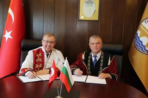 Trakya Üniversitesi ve Prof. Dr. Asen Zlatarov Üniversitesi İş Birliği Anlaşması İmzaladı