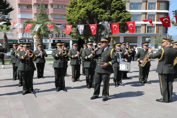 Atatürk’ün Edremit’e Gelişinin 90. Yılı Kutlandı