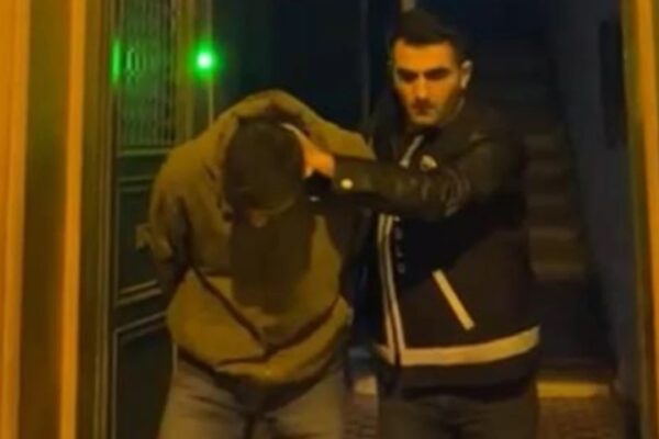 Beyoğlu’nda Binaya Silahla Ateş Eden Kişi Tutuklandı